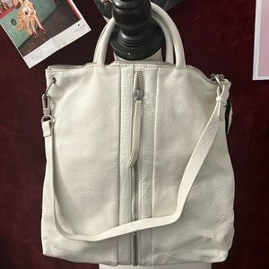 KDB Kelsi Dagger Brooklyn Genuine Pebbled Leather Purse NWOT 🔥